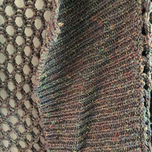 Yoon cozy large knit sweater, size xsmall - Picture 4 of 6